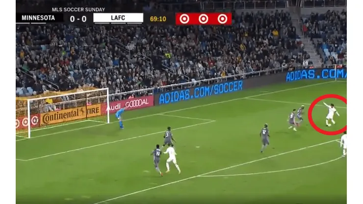 ¡Carlos Vela lo hizo! Marcó el gol número 31 en la temporada e igualó el récord de Josef Martínez