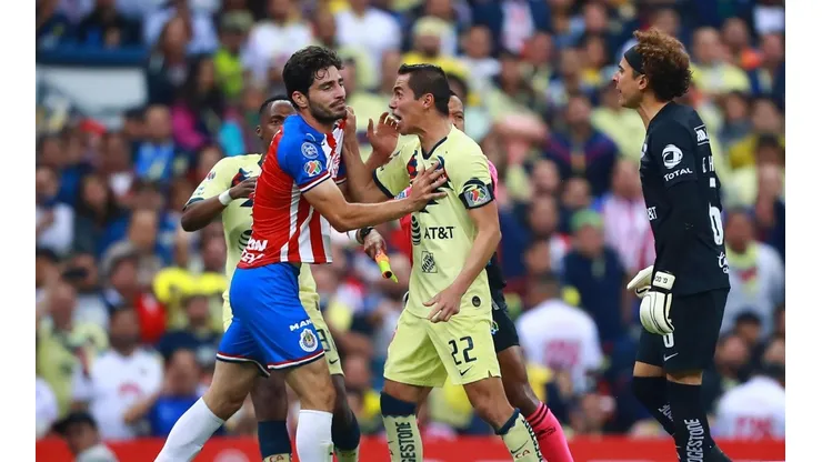 ¿Qué sanción podría recibir Ochoa si determinan que escupió a Briseño?