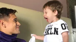 El hijo de Martínez Quarta festejó el gol de Scocco y en River murieron de ternura