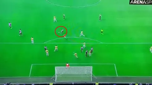 ¡Pero qué golazo! Pjanic la reventó desde afuera y le rompió el arco al Spal