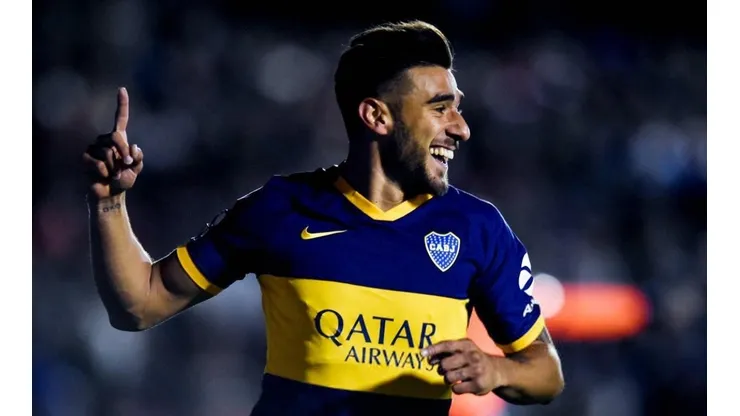 Eduardo Salvio con la camiseta de Boca Juniors.