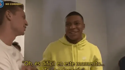 Video: Mbappé se cruzó con de Jong y le preguntó por Barcelona