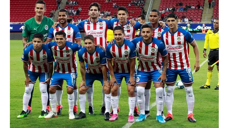 Los medios coinciden: lo que pasa en Chivas es un espanto
