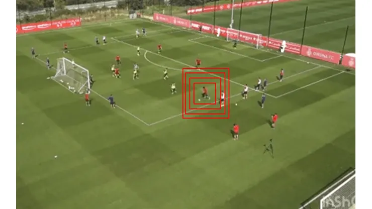 Así fue el golazo de Johan Mojica en la práctica con el Girona.