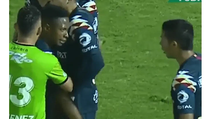 El colombiano Andrés Ibargüen casi se va a los golpes con un compañero del América de México