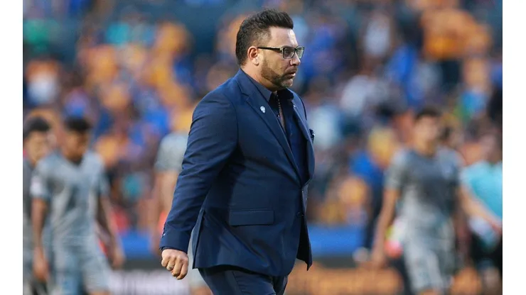 Antonio Mohamed reveló si dirigiría a Chivas