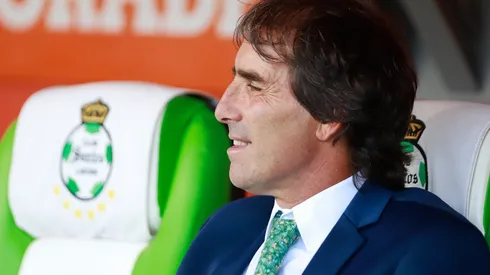 ¿Con uno menos? El fail en la alineación de Santos