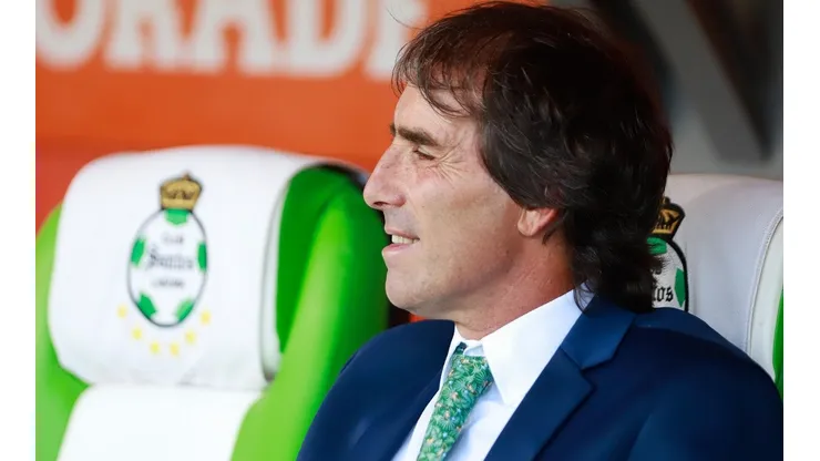 ¿Con uno menos? El fail en la alineación de Santos