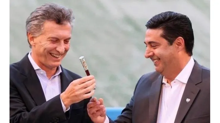 Angelici fue a la Casa Rosada y estallaron los hinchas de River en las redes sociales