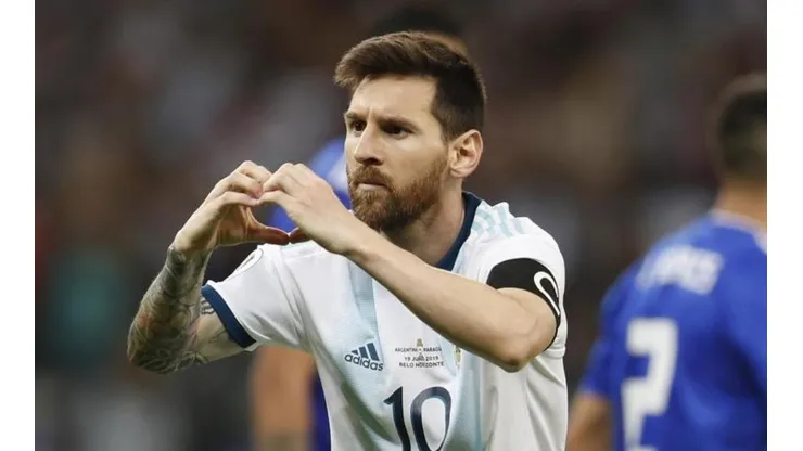 Orgullo nacional: la Selección Argentina saludó a Messi por su premio