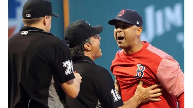 Alex Cora rompió el silencio y resumió en pocas palabras el fracaso de los Medias Rojas
