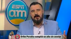 Álvaro Morales trolleó a Oribe Peralta por cumplir un año sin convertir