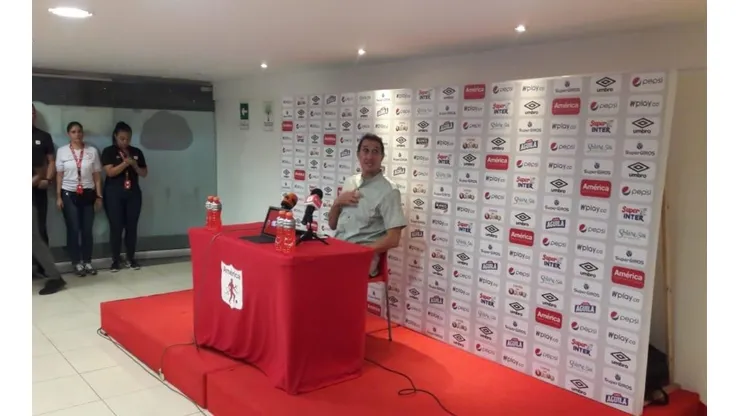 Alexandre Guimaraes resaltó el buen juego del América de Cali a pesar del empate