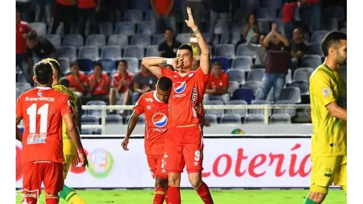 Cano y Rangel encabezan la tabla de goleadores de la Liga Águila