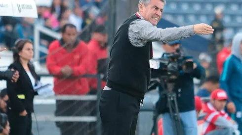 Bengoechea dirigió también al Peñarol de Uruguay.