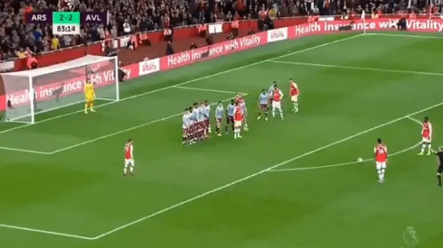 Arsenal lo dio vuelta con uno menos gracias a esta pincelada de Aubameyang