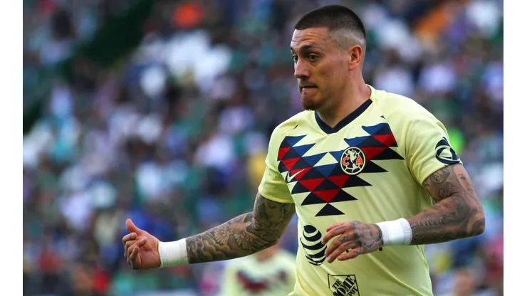 No descansa: Nicolás Castillo entrena con pelota