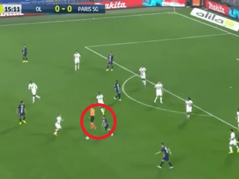 Correte que están jugando: Di María quería controlar la pelota pero en el medio se metió el arbitro