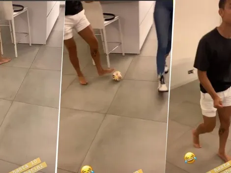 Dybala tenía una pelota en los pies, vio pasar a Oriana Sabatini, la trolleó y todo quedó filmado