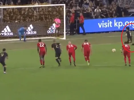 Cuando parecía que el líder Los Ángeles FC caía, Vela lo igualó de penal