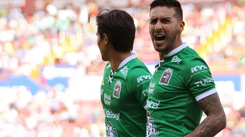 León se lo ganó a Necaxa en el final en un partidazo con el triplete de Sosa
