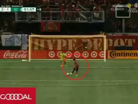 Sigue muy loco: Pity Martínez liquidó el partido contra el equipo de Almeyda