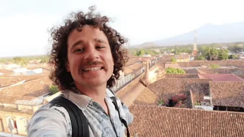 Luisito Comunica fue a comprarse el iPhone 11 y no había fila