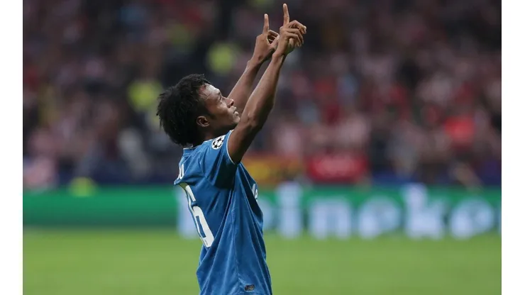 ¡Champions League pone al golazo de Cuadrado como el mejor de la semana!