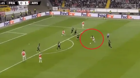 18 años y su primer gol fue un zurdazo con Arsenal por la Europa League: Bukayo Saka