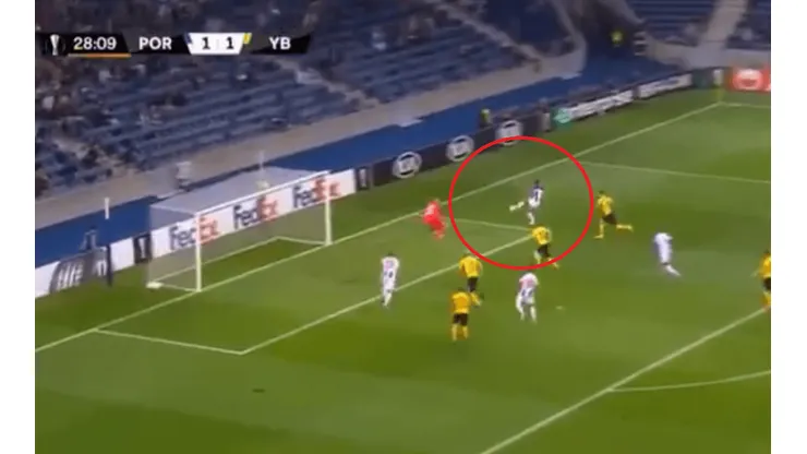 Lo vio justo: asistencia de Tecatico Corona para el segundo gol de Porto