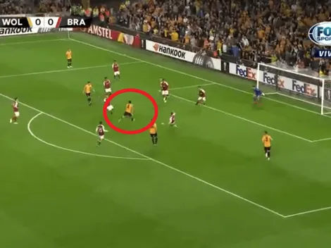 ¿Qué le pasó? Insólito gol fallado por Raúl Jiménez