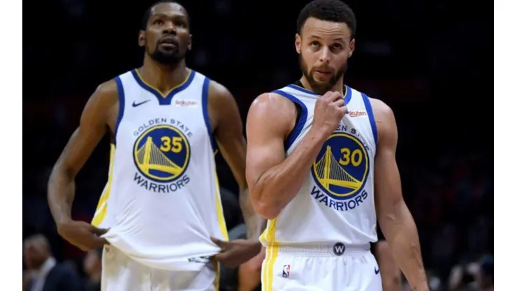Stephen Curry le tiró un dardo a Kevin Durant y respondió sus críticas a los Warriors