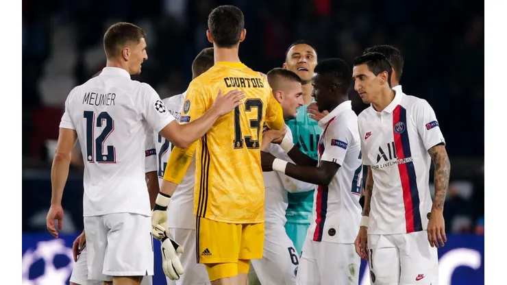 Foto del duelo de ayer en Champions.