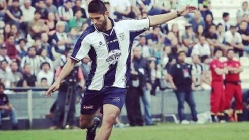 Zambrano jugó con Jefferson Farfán en el Schalke 04.