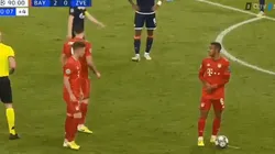 No podemos parar de verla: la asistencia sin ver de Thiago Alcántara ¡de tiro libre!