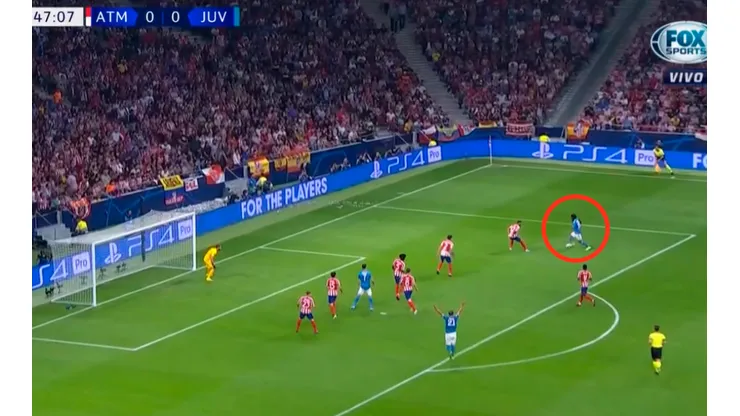 Cuadrado bailó arriba de la pelota y dejó parado a Oblak para el 1 a 0 de Juventus