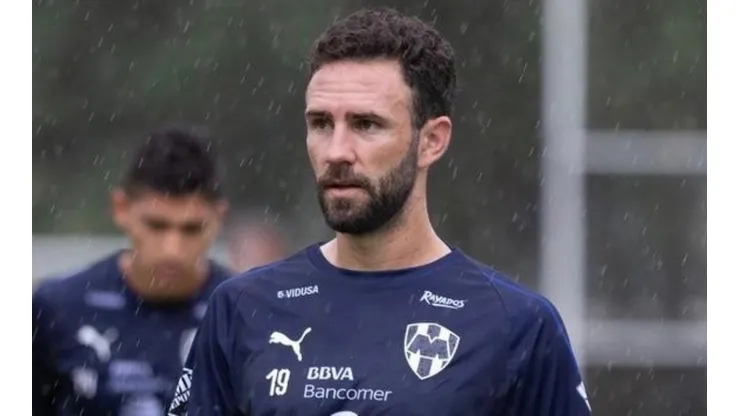 Gran gesto de Layún y Zaldívar con niños sordos
