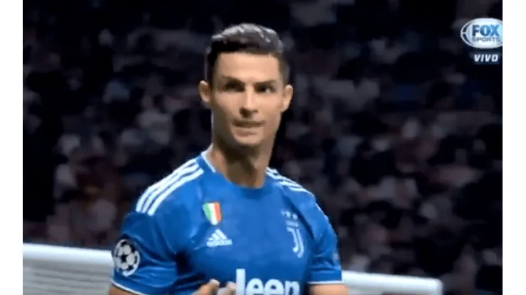 El gesto de Cristiano Ronaldo a la afición del Atlético Madrid tras casi marcar a los 93'