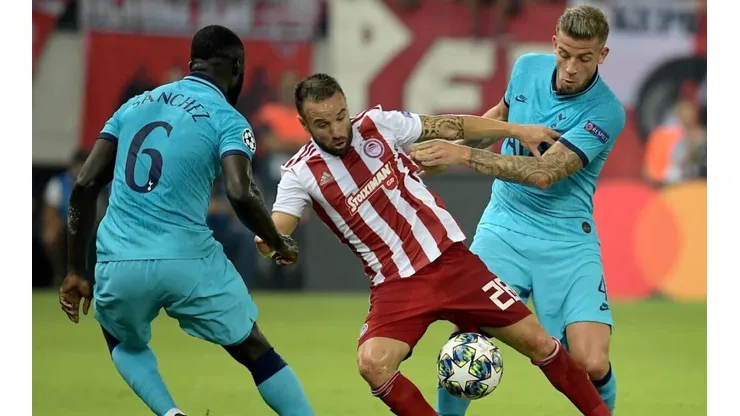 Tottenham ganaba 2 a 0, pero no pudo sostener el resultado y Olympiacos se lo empató