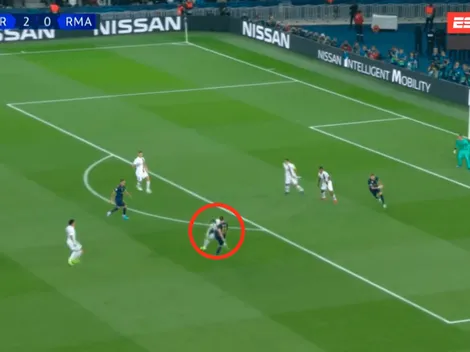 Era el gol del año, pero Bale la tocó con la mano antes de definir