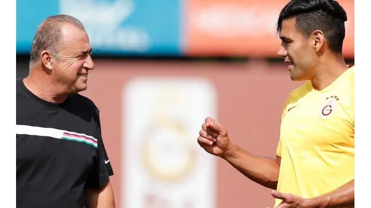Parece un niño: el entrenador del Galatasaray habló de cómo está Falcao para el debut por Champions