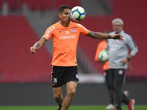 A resolverlo: Paolo Guerrero se prepara para jugar la final de la Copa de Brasil en el Beira Rio
