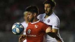 Pablo Pérez en el partido ante Lanús.