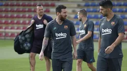 Hay esperanza: Messi va al banco de suplentes en el debut de Barcelona por Champions