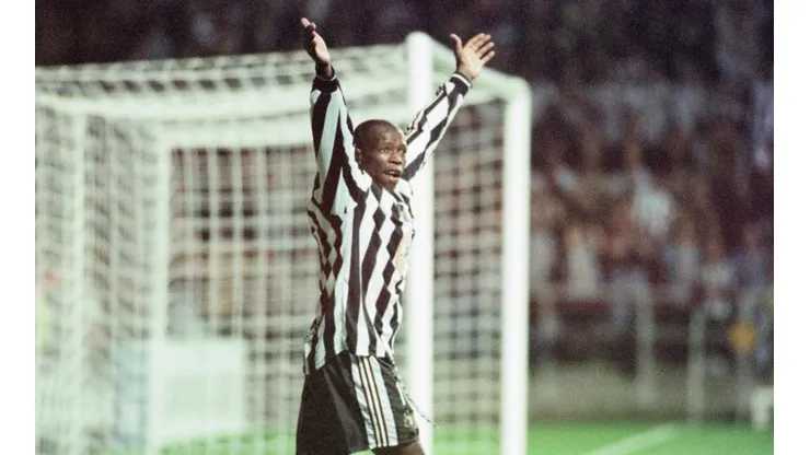 El día que Asprilla le hizo un hat-trick al Barcelona por Champions League
