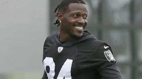 WTF: doctor demandó a Antonio Brown por no pagarle y tirarle gases en la cara