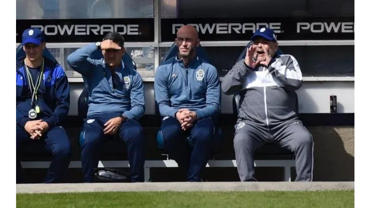 Las causas de la ausencia de Maradona en el entrenamiento de martes de Gimnasia