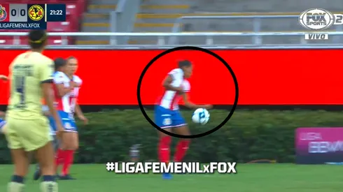 Fans del América con bronca por un penalti no sancionado