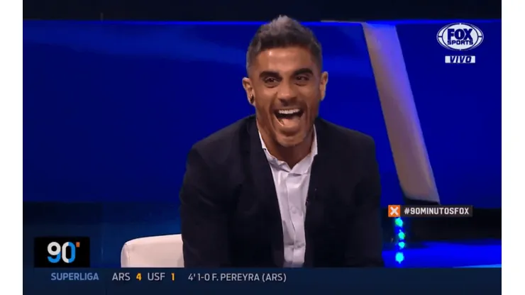Bulos tiró que Barbona "es el Juanfer Quintero de Racing" y sus compañeros casi lo matan