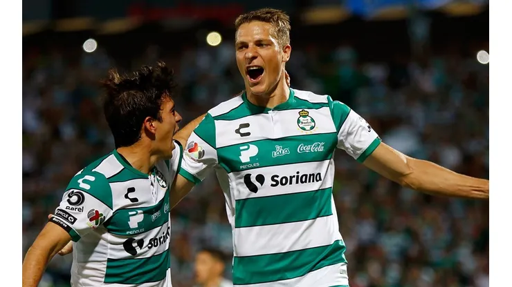 Santos Laguna empató y comparte liderazgo con Necaxa y Querétaro